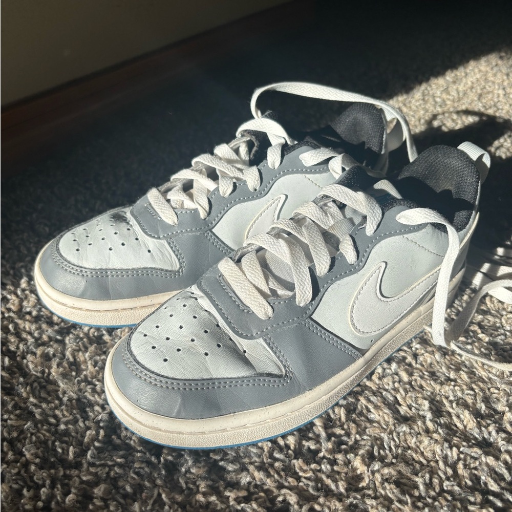 Kids grey Nike Sneakers